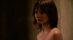 Emily Mortimer in Lovely & Amazing, photo 26
