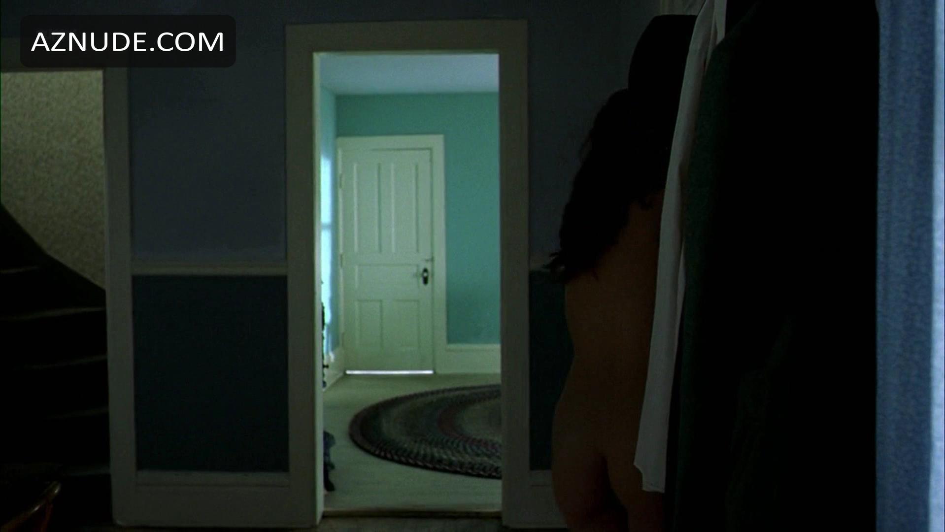 Elizabeth Reaser in Sweet Land, photo 14