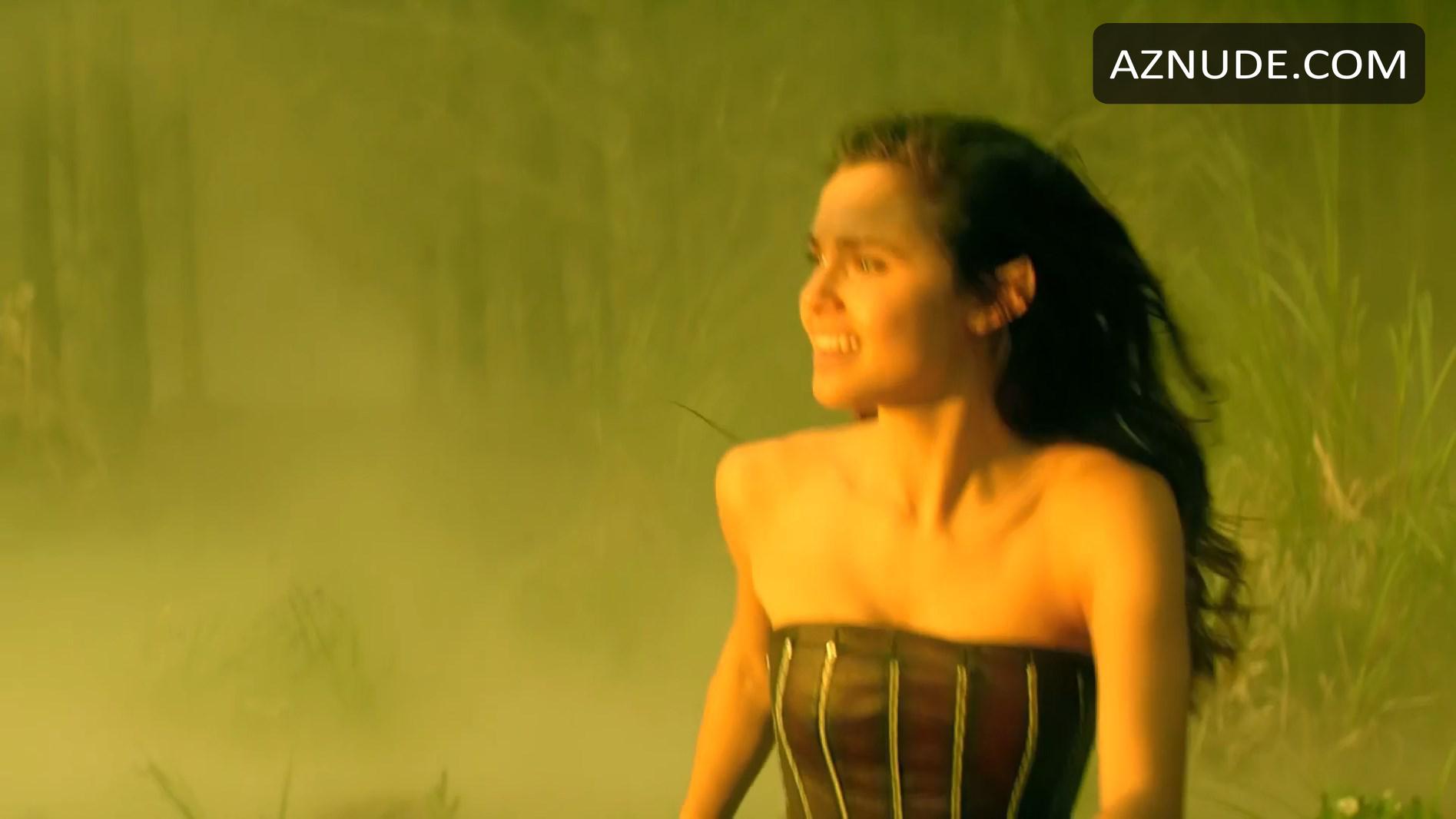 Poppy Drayton in The Shannara Chronicles (2016-), photo 38