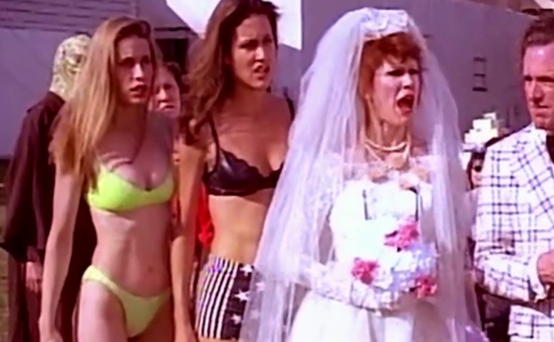 Elizabeth Kaitan in Vice Academy 4, photo 7