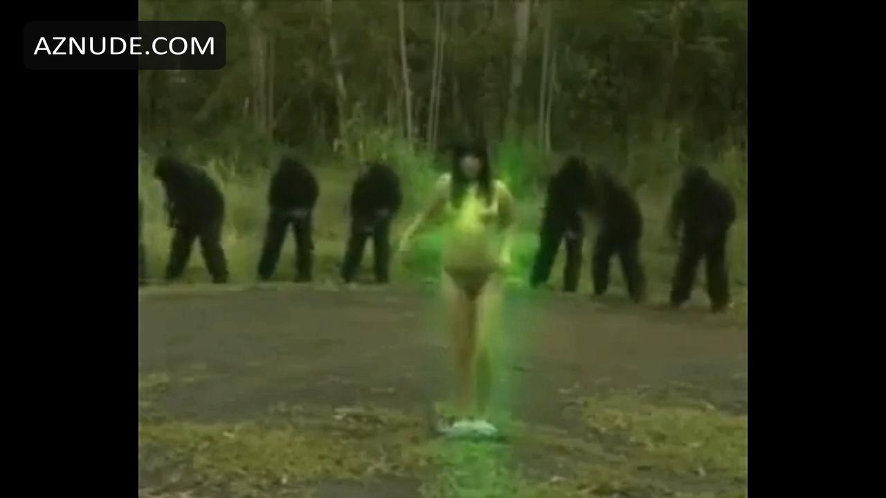 Sunny Leone in Alabama Jones and the Busty Crusade, photo 11