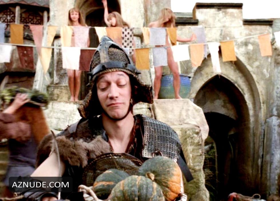 Renee O'Connor in Xena: Warrior Princess, photo 15