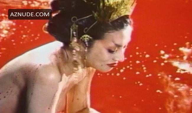 Mari Natsuki in Legend of the Eight Samurai, photo 1