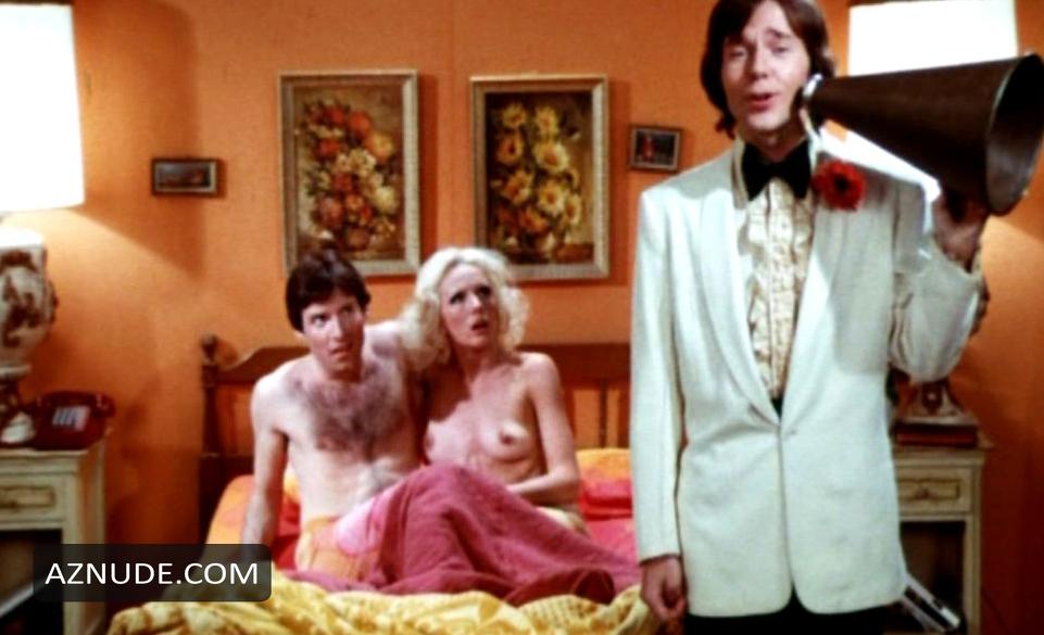 Susan Stewart in The First Nudie Musical, photo 11