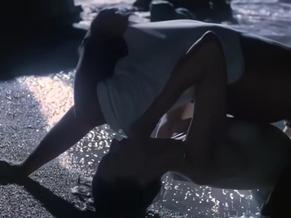 Brenda Strong in Undercurrent, photo 32