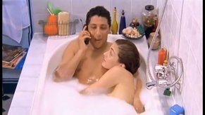 Julie Gayet in Les Deux Papas Et La Maman, photo 9