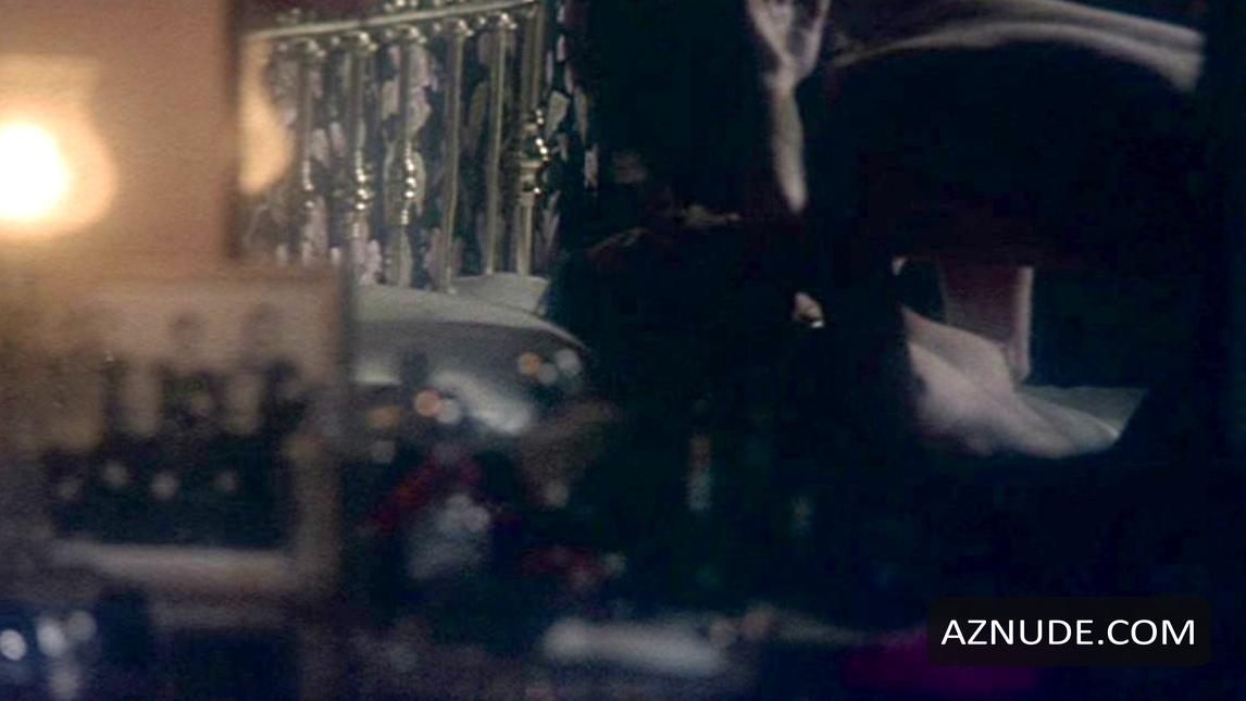 Marilyn Rodgers in Felicity, photo 1