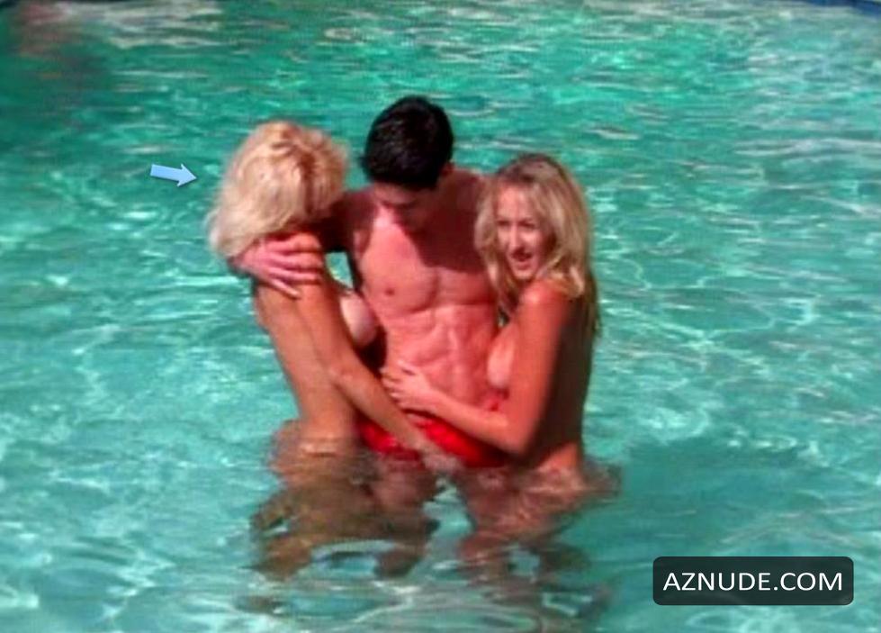 Stacy Howell in Illicit Lovers, photo 4