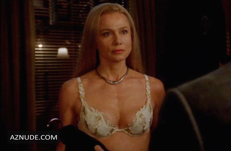 Lena Olin in Alias, photo 3