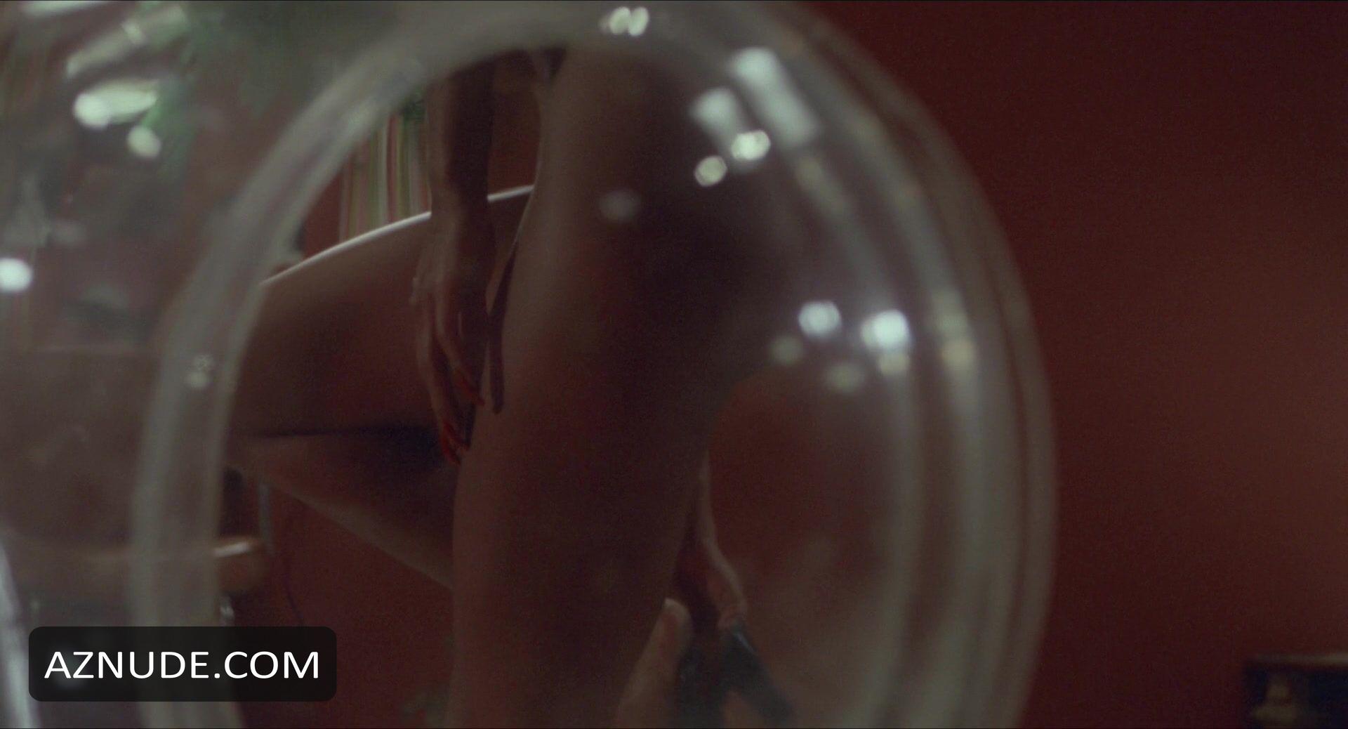 Tanya Boyd in Black Shampoo, photo 61