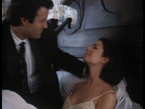 Sela Ward in The Haunting Of Sarah Hardy, photo 16