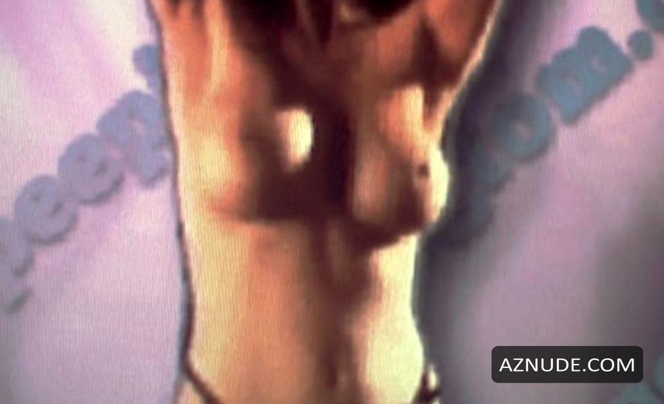 Julie Strain in .com For Murder, photo 2