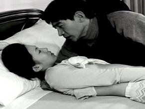 Eun-joo Lee in Virgin Stripped Bare by Her Bachelors, photo 12