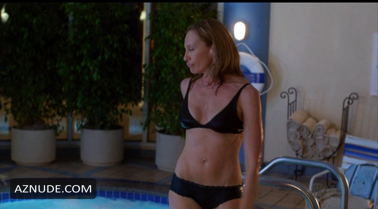 Toni Collette in United States of Tara (2009-2010), photo 10