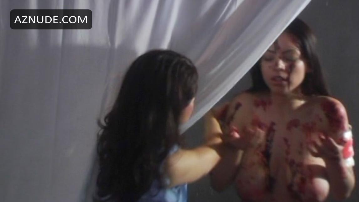 Yurizan Beltran in Werewolf In A Women's Prison, photo 4