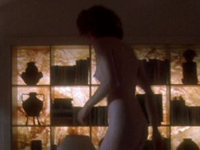 Julianne Moore in Body Of Evidence, photo 19