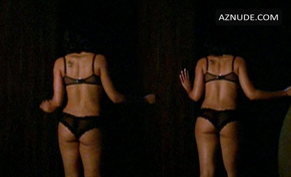 Shelli Boone in Holla, photo 1