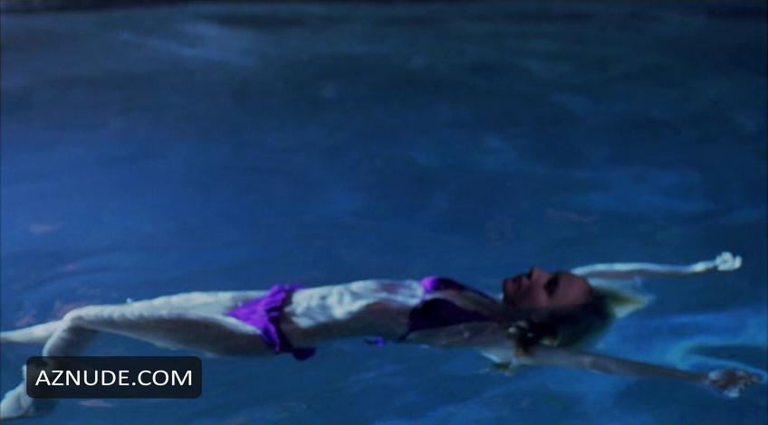 Lindsey Haun in Rome And Jewel, photo 4